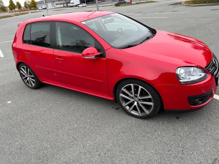 Volkswagen Golf 2007 photo 2