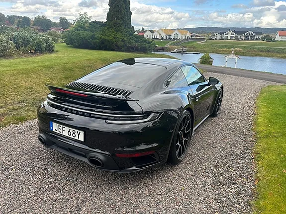 Porsche 911 Turbo S 2020 photo 3