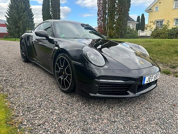 Porsche 911 Turbo S 2020 photo 4