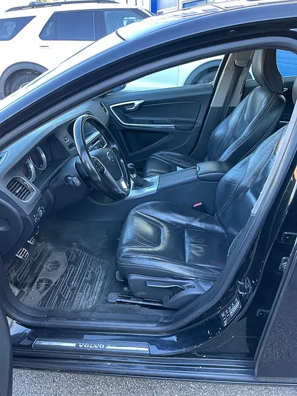 Volvo S60 2013 photo 3