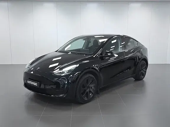 Tesla Model Y 2023 photo 2
