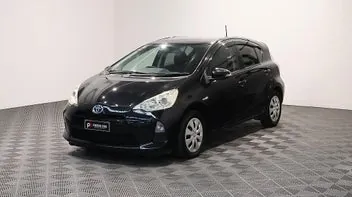 Toyota Aqua 2013 photo 4