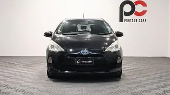 Toyota Aqua 2013 photo 3
