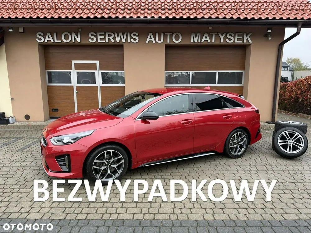 Kia Proceed