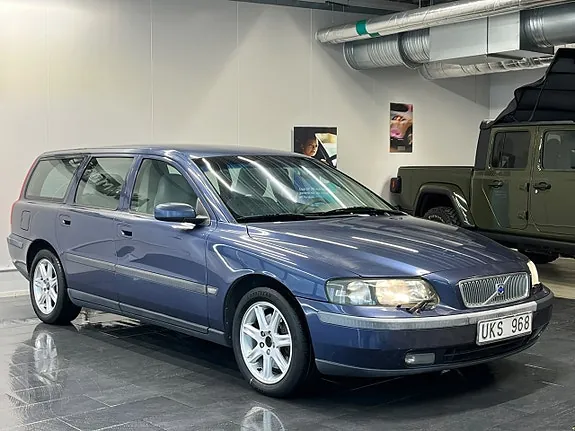Volvo V70 2004 photo 4