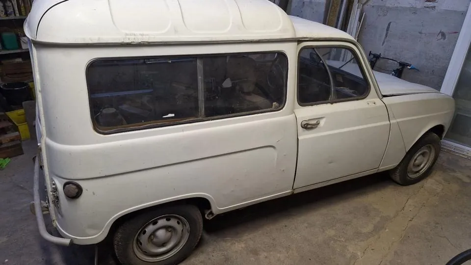 Renault R4