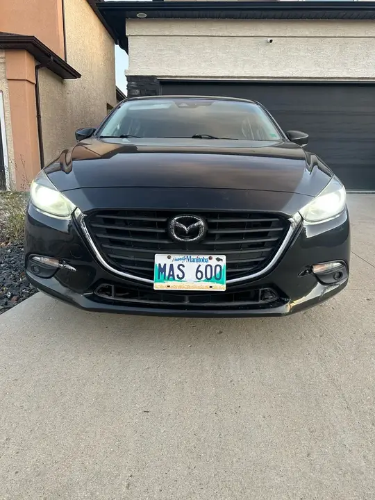 Mazda 3 Gt 2018 photo 2