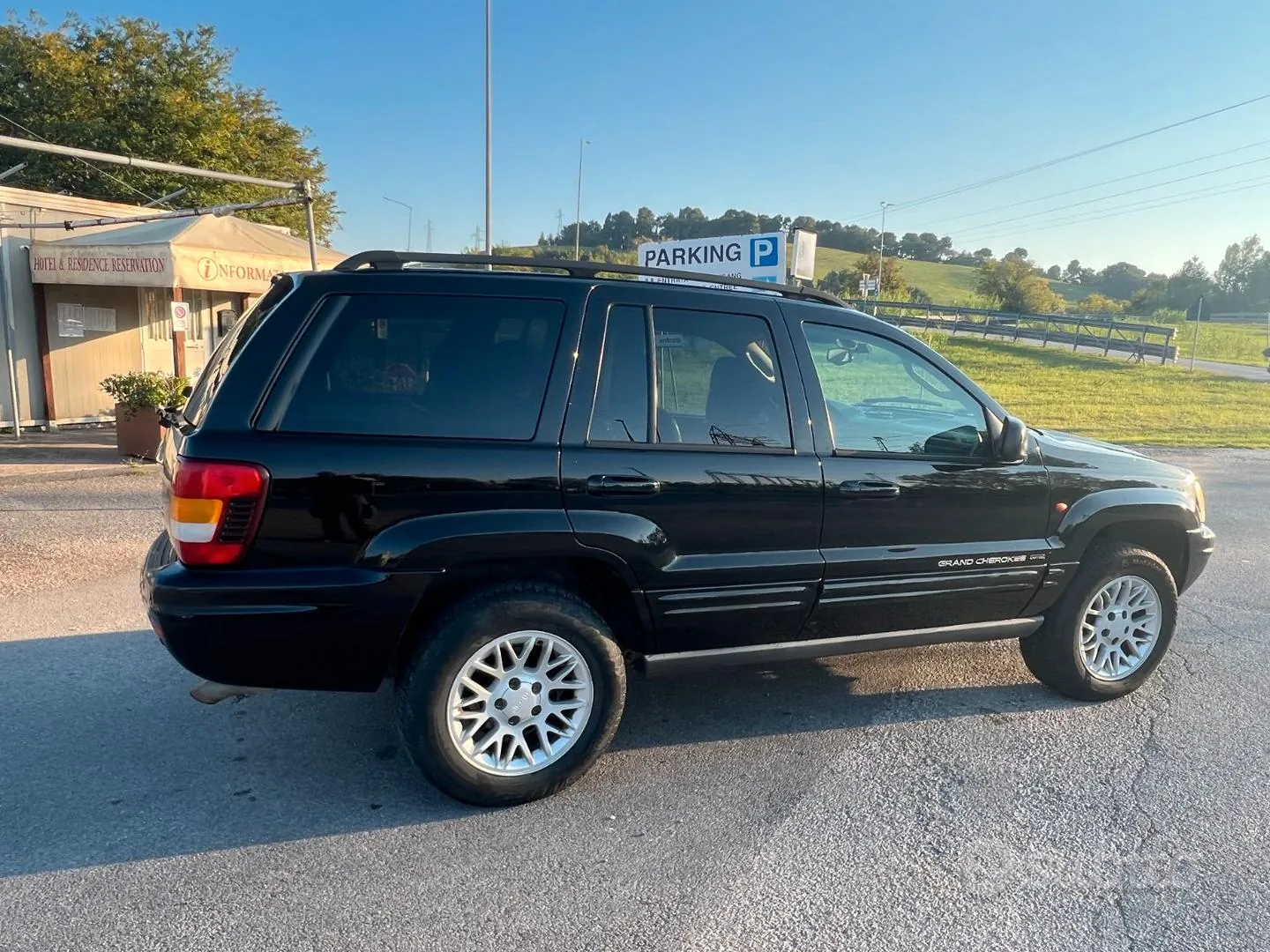 Jeep Grand Cherokee 2002 photo 4