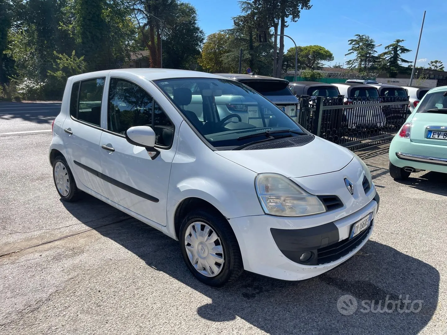 Renault Modus 2010 photo 2