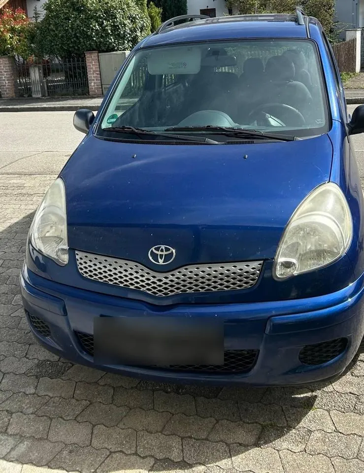 Toyota Yaris Verso