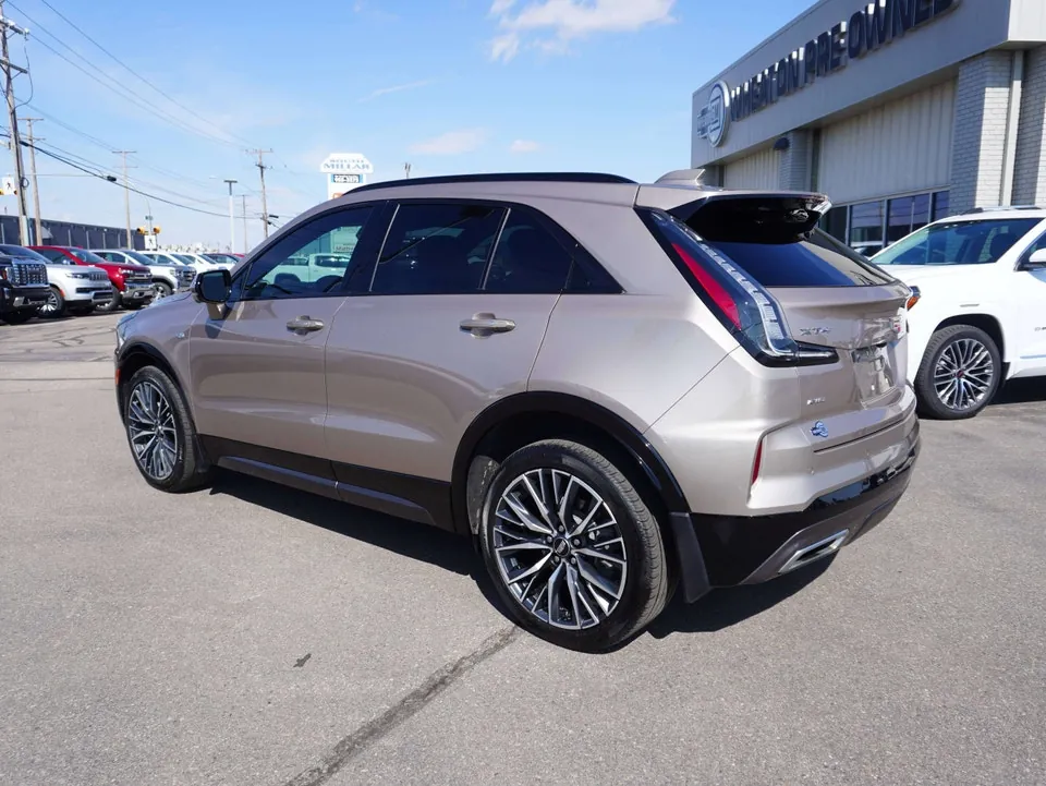 Cadillac Xt4 2025 photo 3