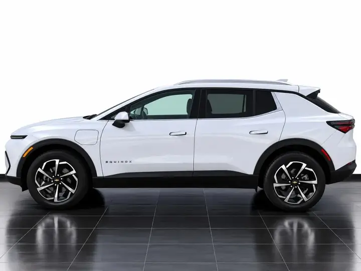 Chevrolet Equinox 2027 photo 2