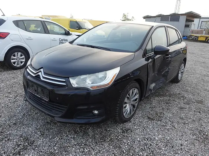 Citroen C4 2011 photo 2