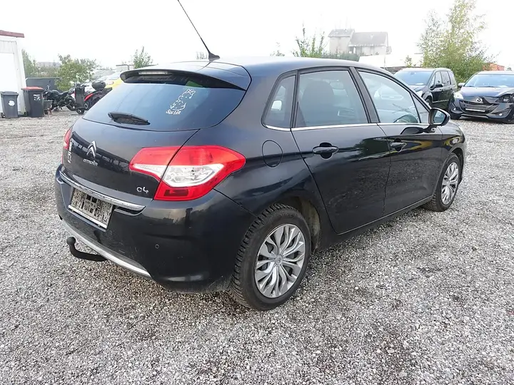 Citroen C4 2011 photo 3
