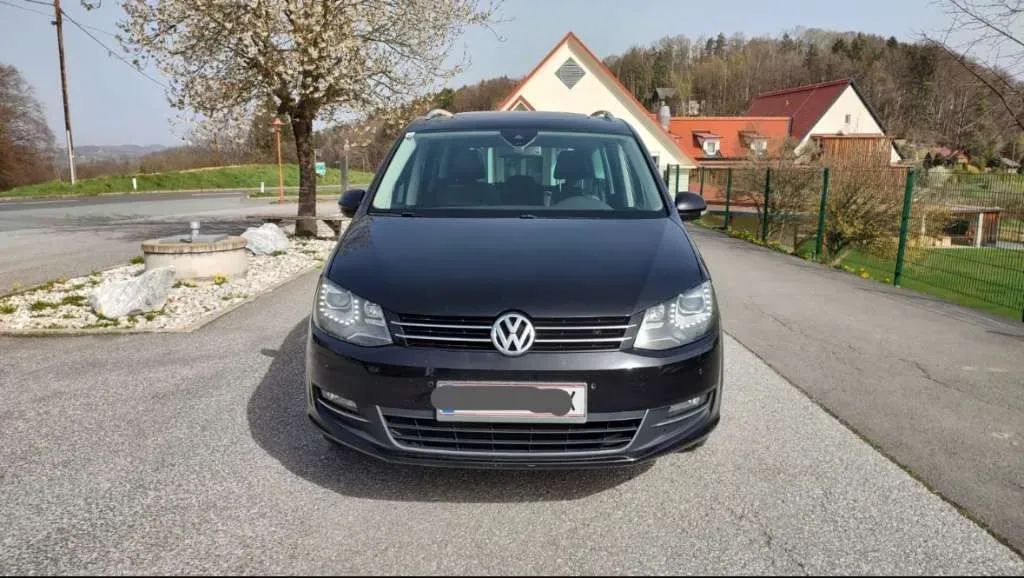 Volkswagen Sharan 2012 photo 3