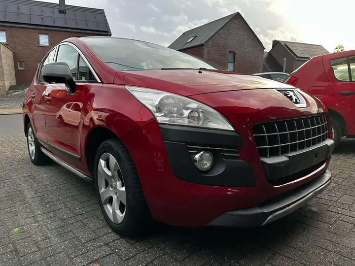 Peugeot 3008 2012 photo 2