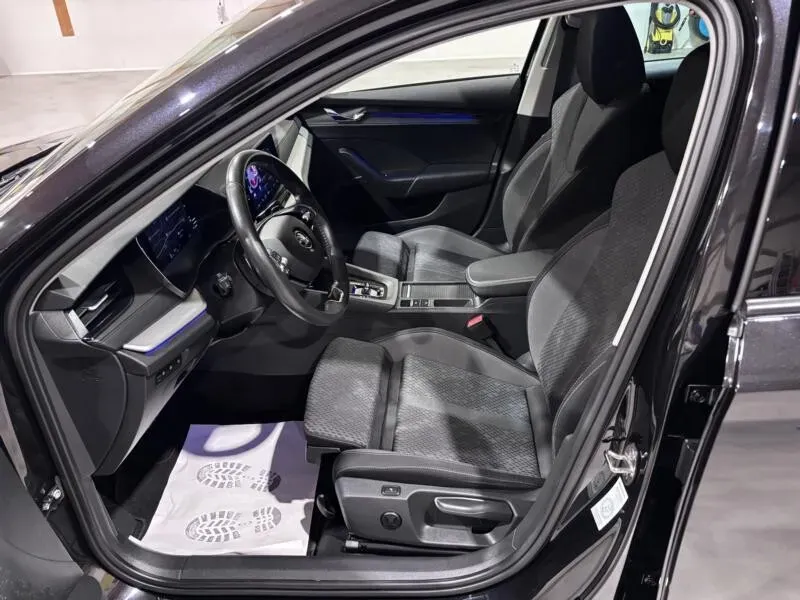Skoda Octavia 2023 photo 3