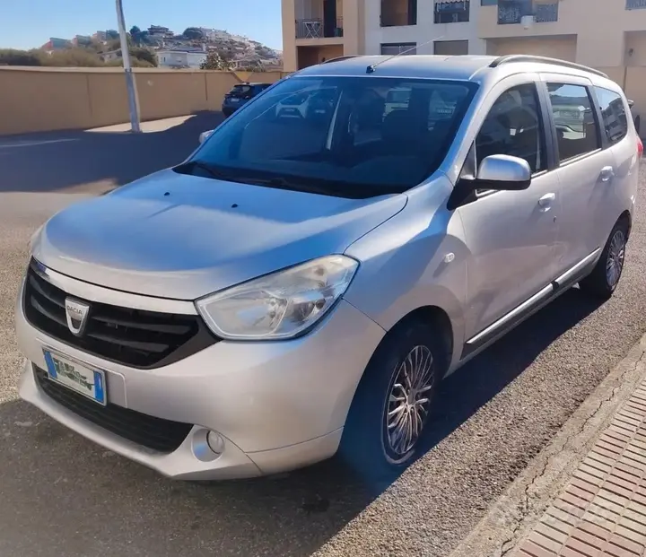 Dacia Lodgy
