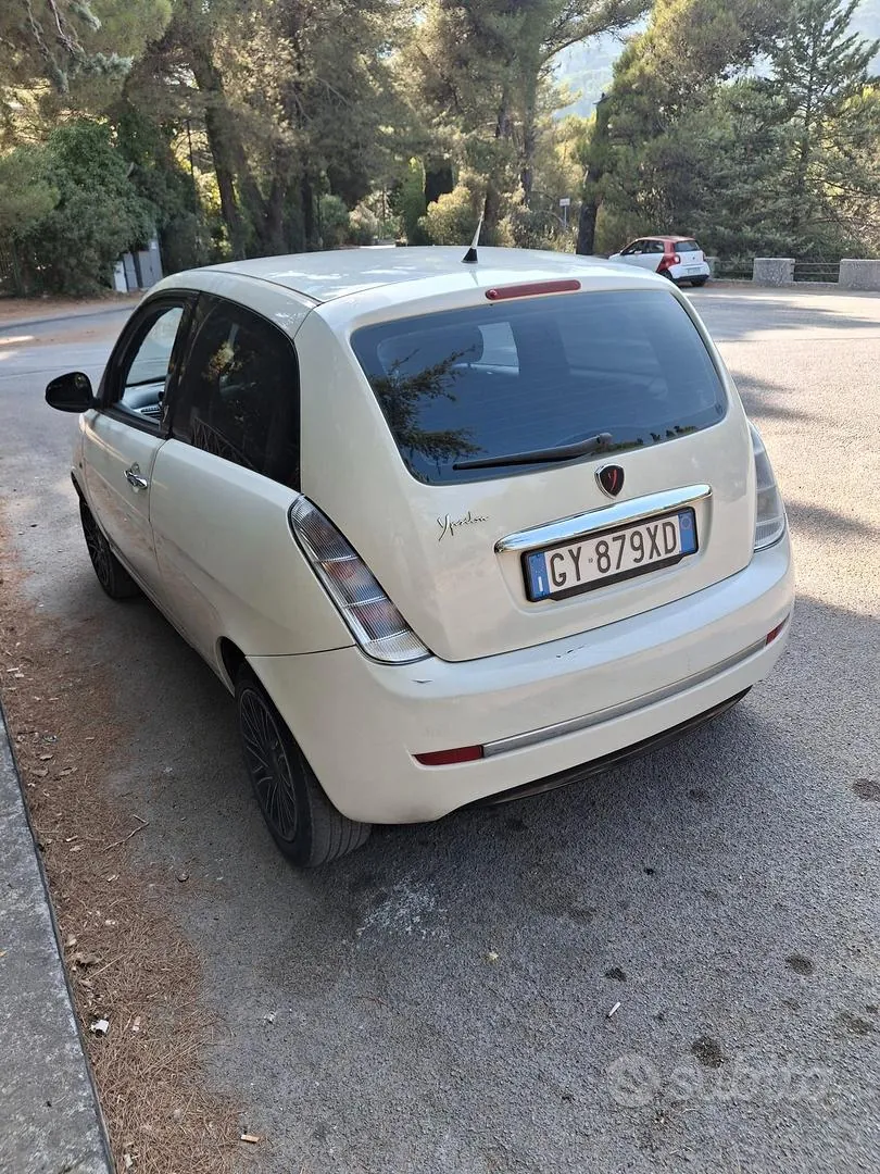 Lancia Ypsilon 2011 photo 5