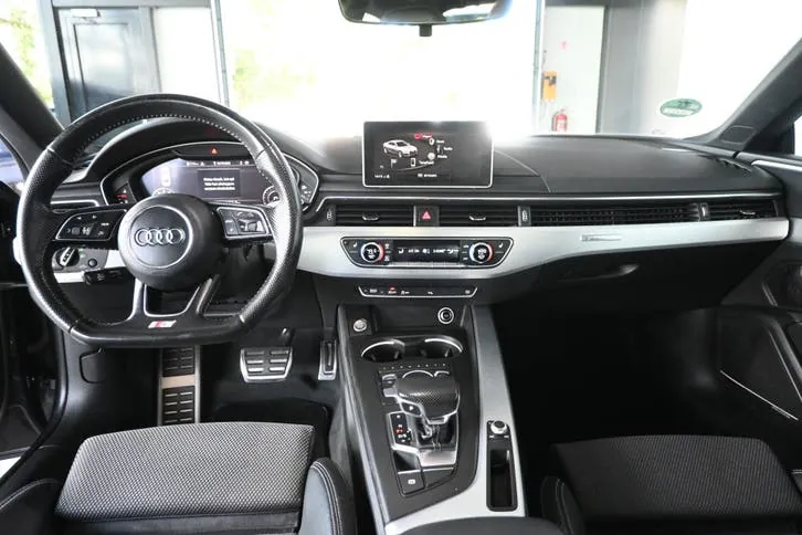Audi A5 2017 photo 2