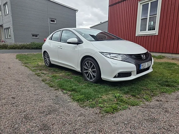 Honda Civic 2012 photo 2