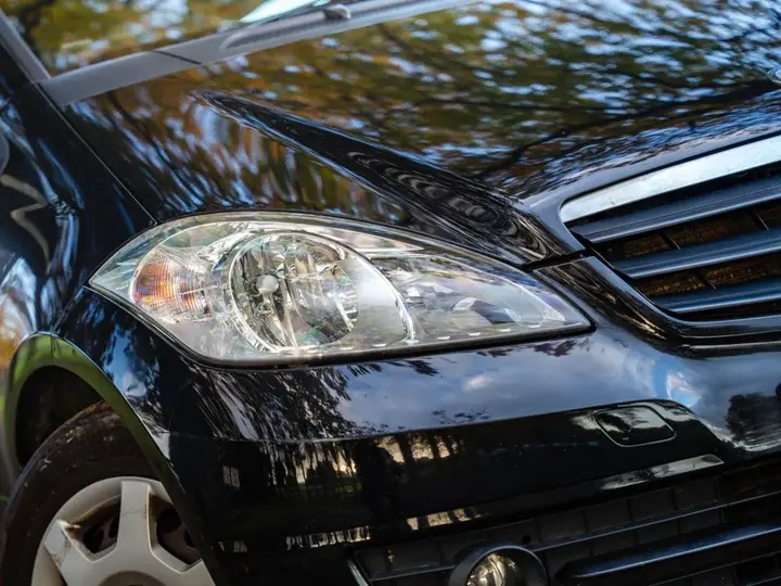 Mercedes-Benz A-Class 2012 photo 2