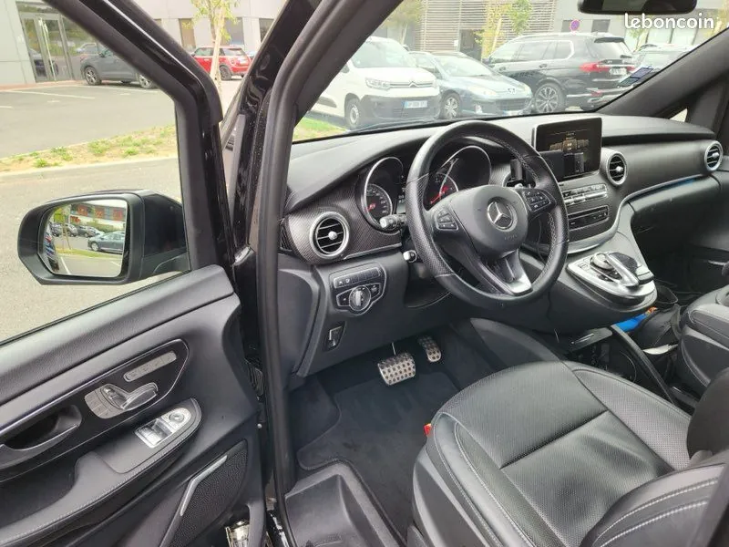 Mercedes-Benz V 2018 photo 3