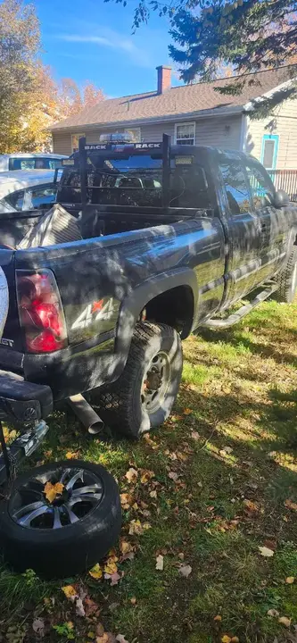 Chevrolet C/K Pickup 2500 2005 photo 3