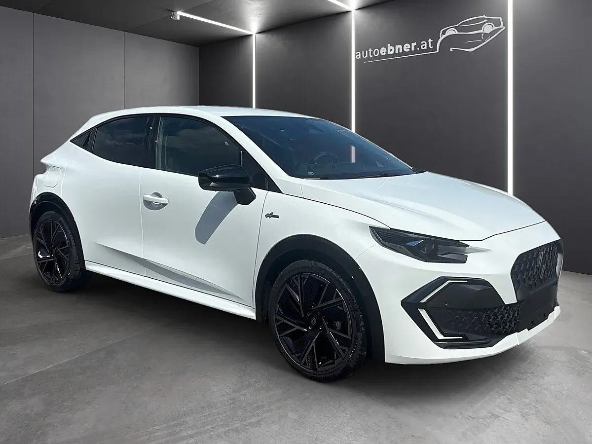Renault Clio photo 3