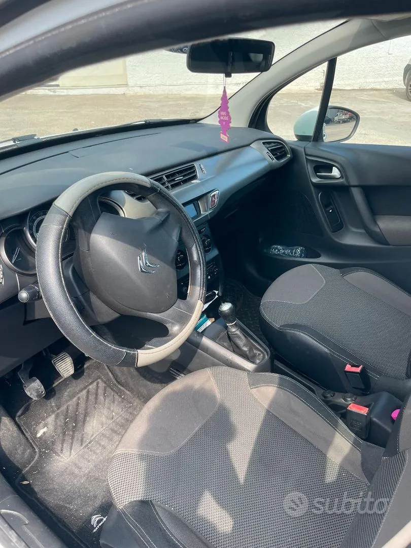 Citroen C3 2015 photo 3