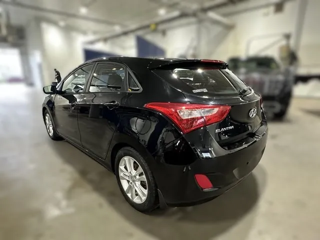 Hyundai Elantra 2014 photo 3