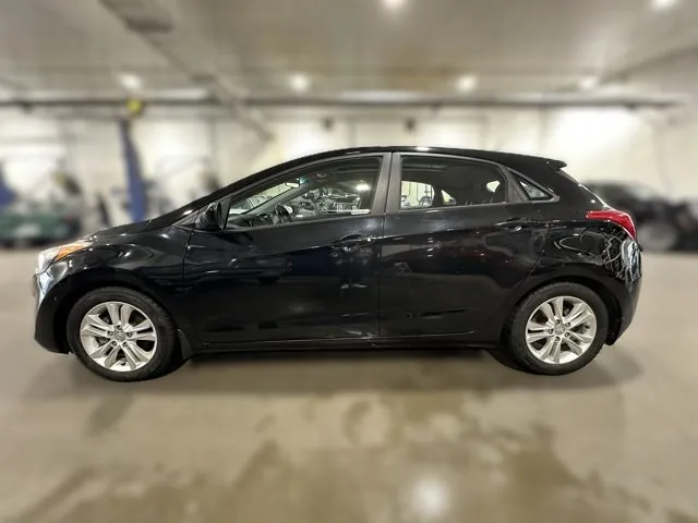 Hyundai Elantra 2014 photo 2