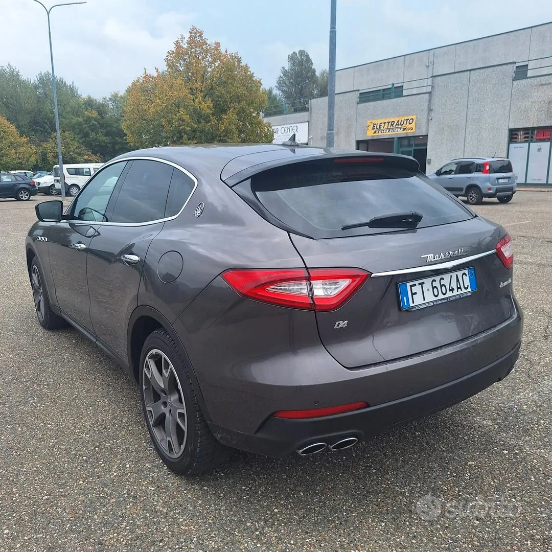 Maserati Levante 2018 photo 4