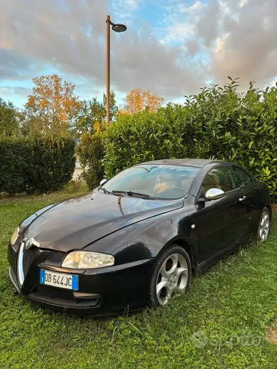 Alfa Romeo Gt 2006 photo 2
