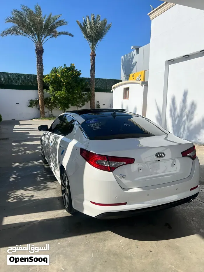 Kia K5 2011 photo 3