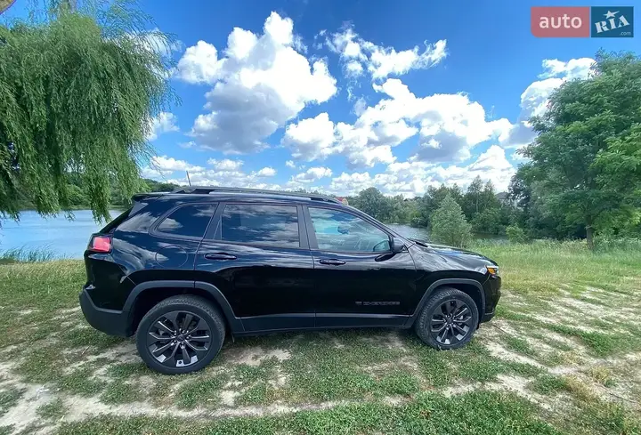 Jeep Cherokee 2021 photo 3