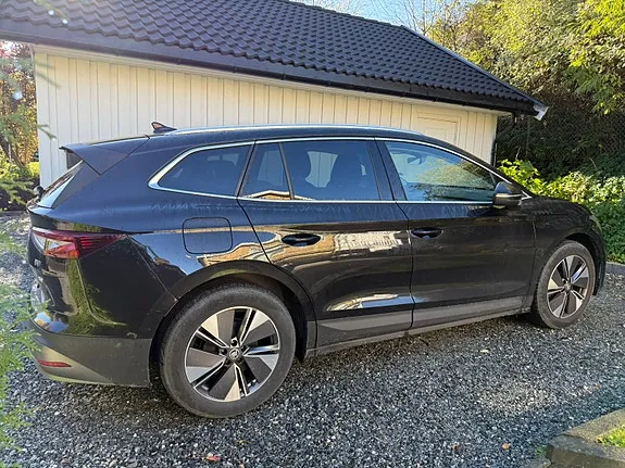 Skoda Enyaq 2023 photo 2