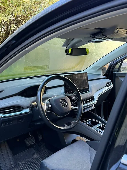 Skoda Enyaq 2023 photo 4