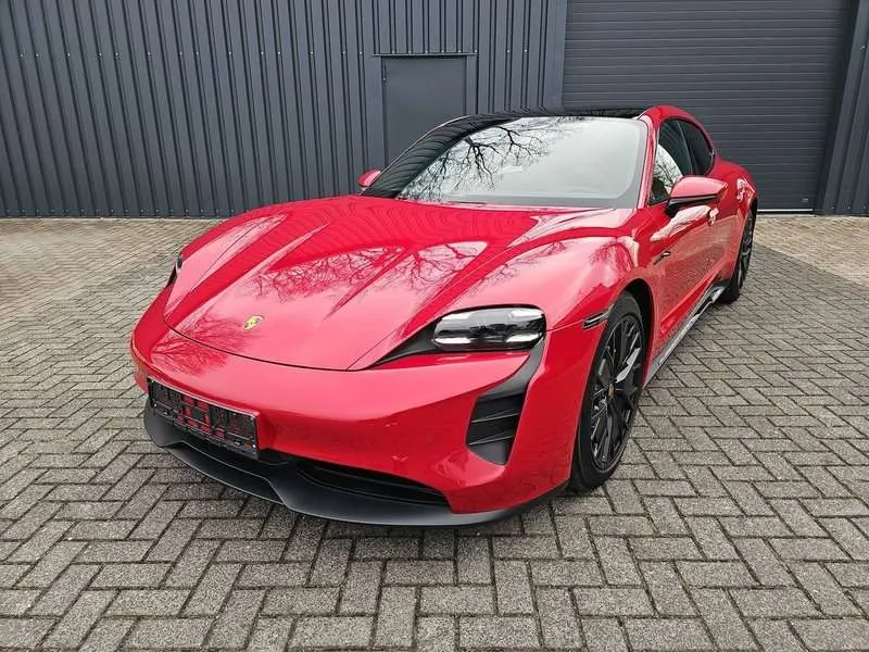 Porsche Taycan
