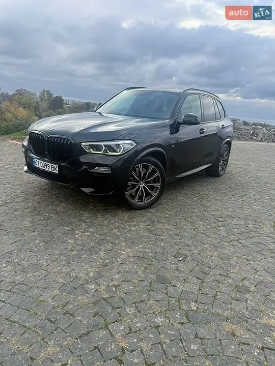 BMW X5 2019 photo 2