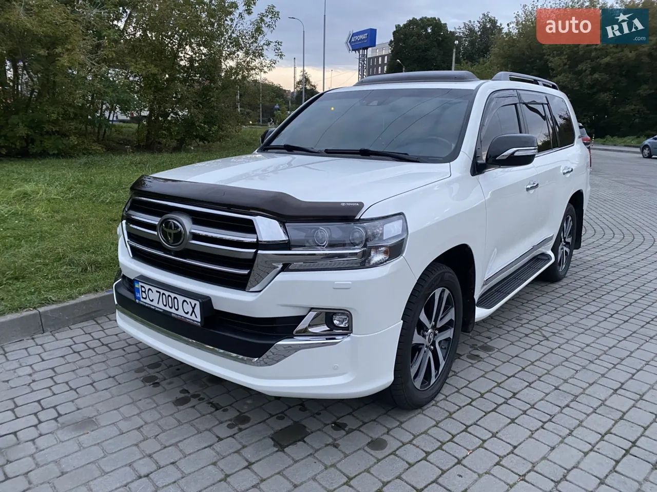 Toyota Land Cruiser 2019 photo 2