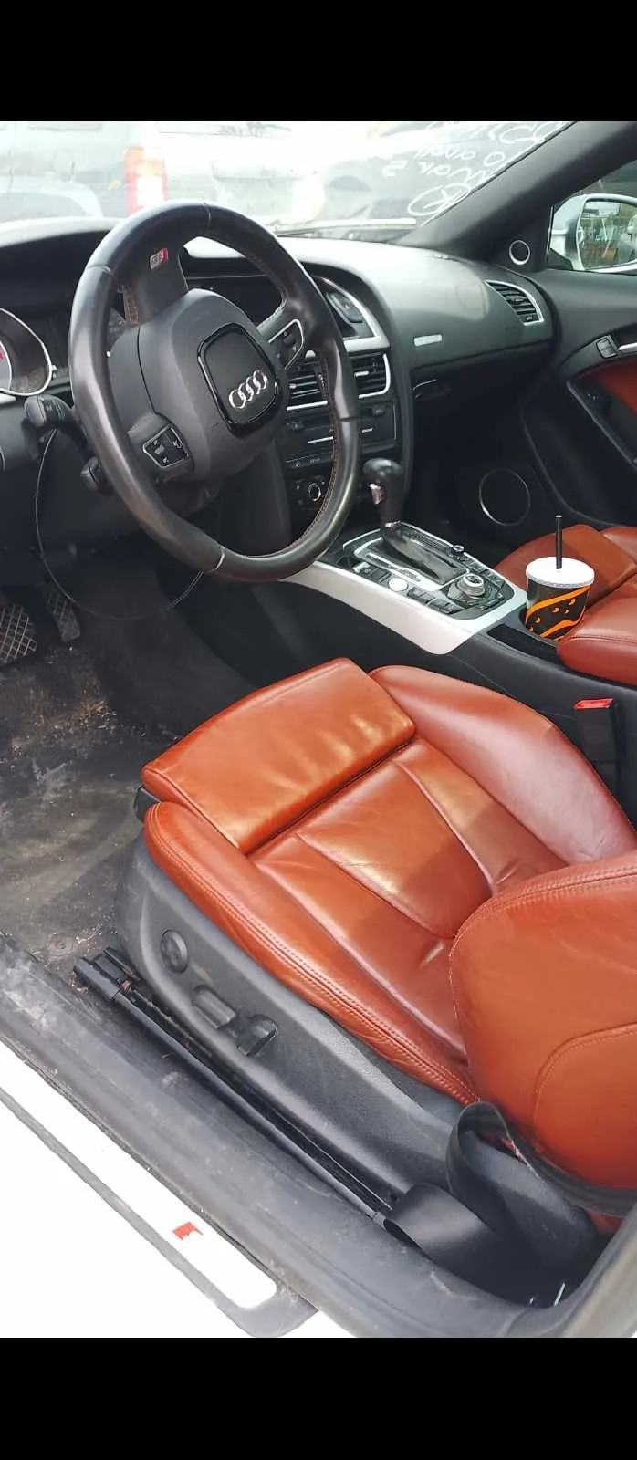 Audi S5 2010 photo 5