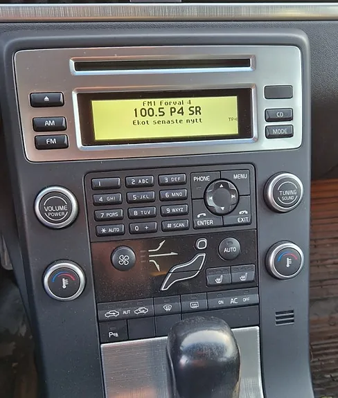 Volvo V70 2010 photo 5