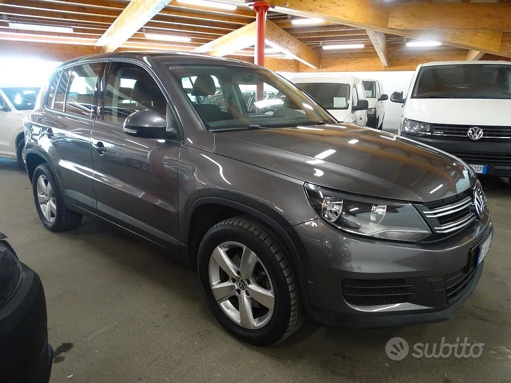 Volkswagen Tiguan 2012 photo 2