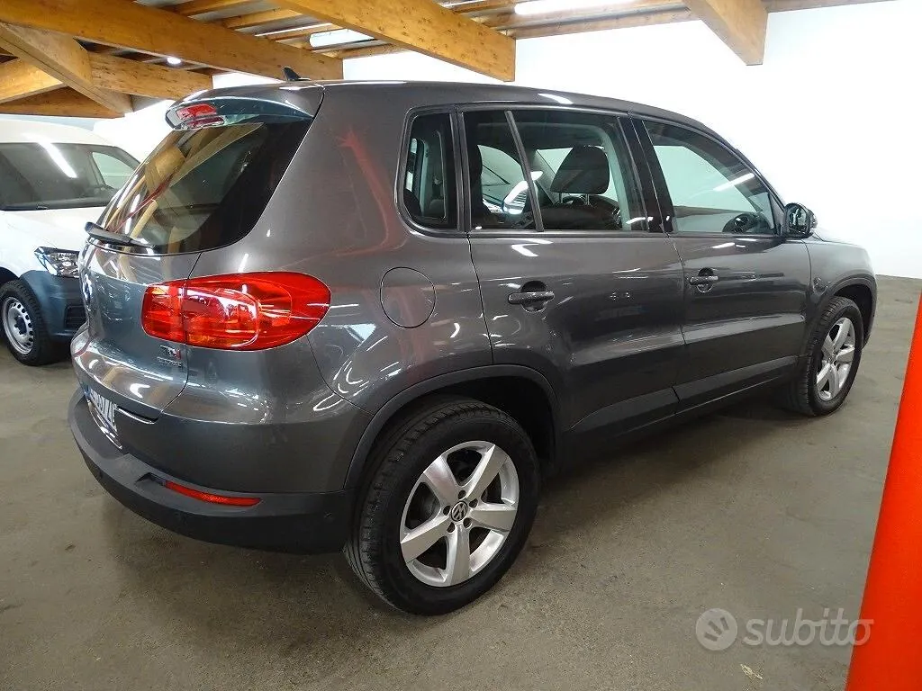 Volkswagen Tiguan 2012 photo 3