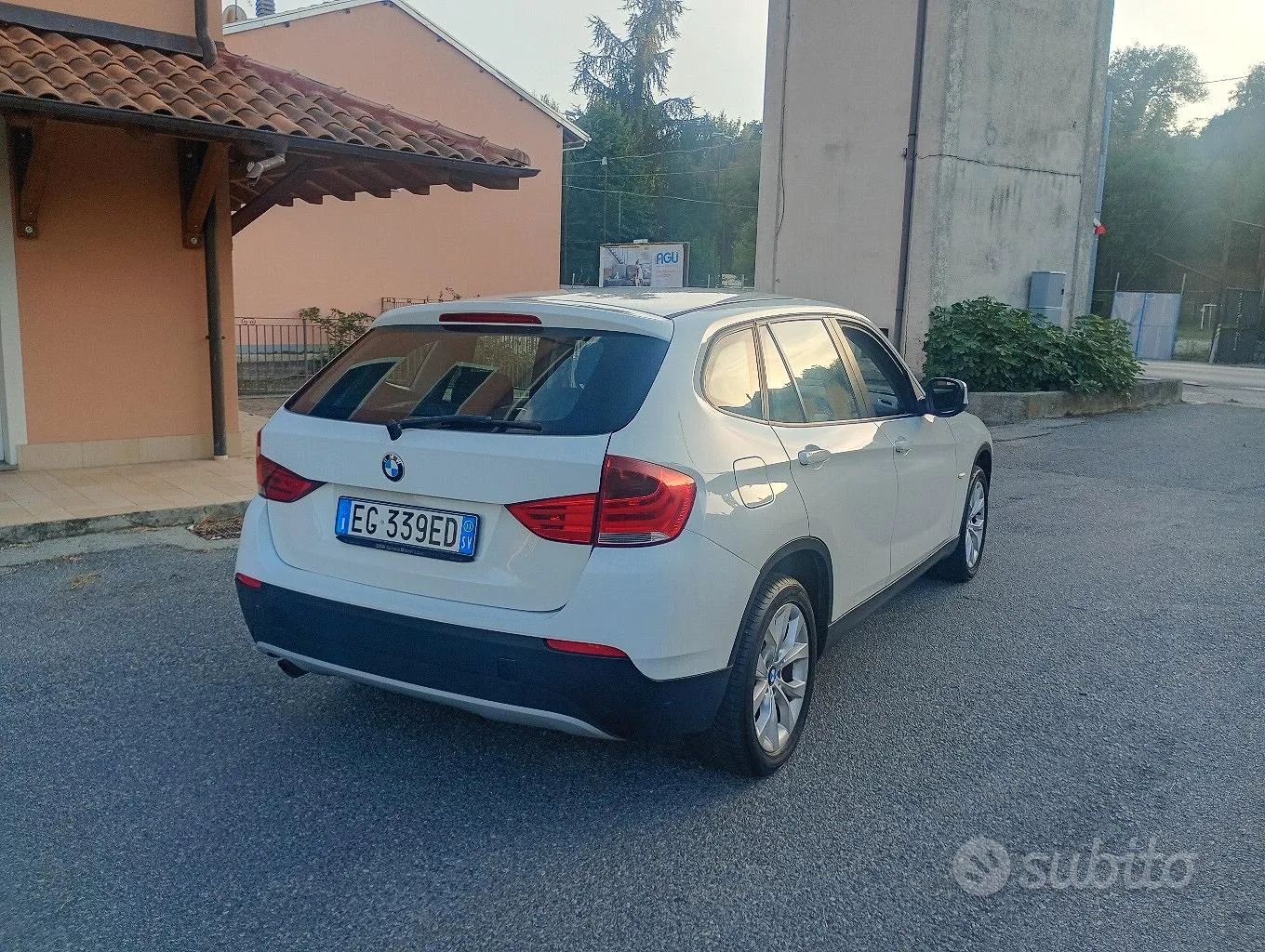 BMW X1 2011 photo 3