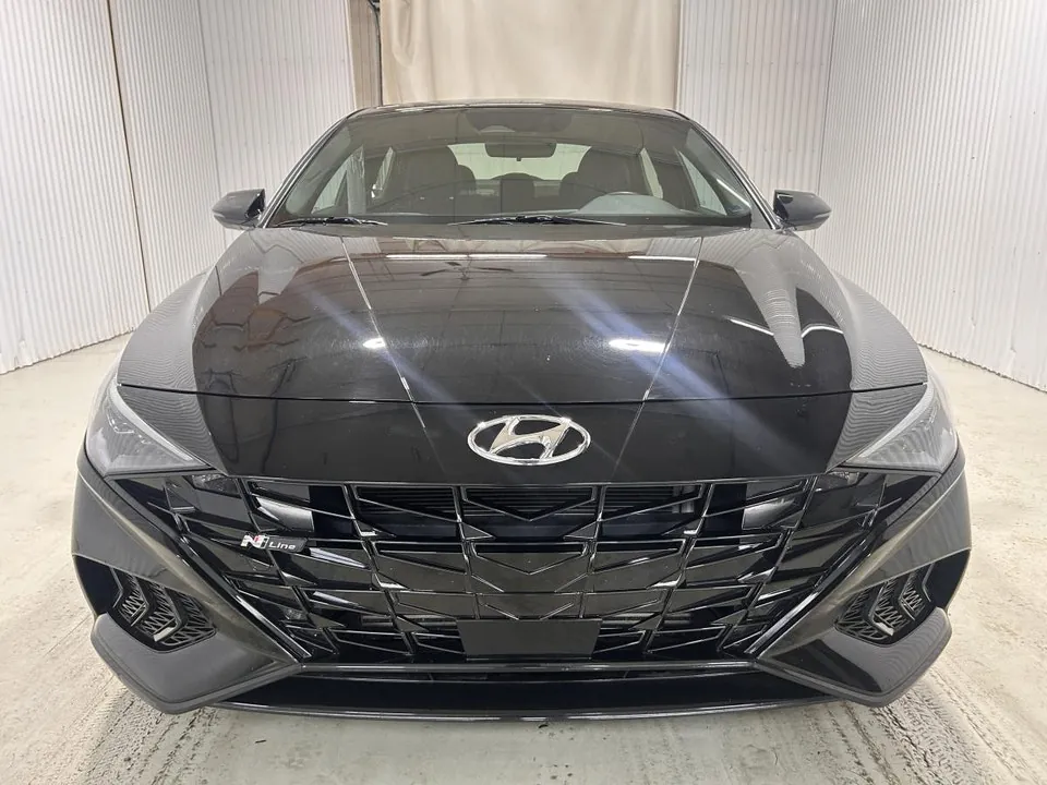 Hyundai Elantra 2023 photo 2