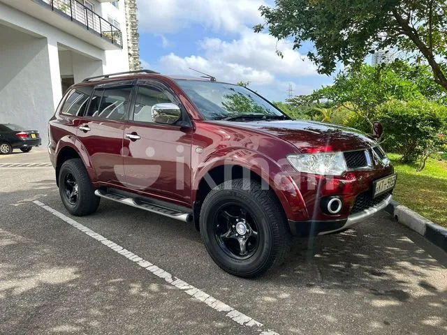 Mitsubishi Montero