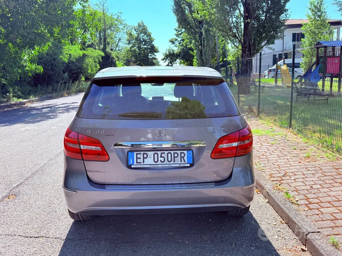 Mercedes-Benz B-Class 2013 photo 3