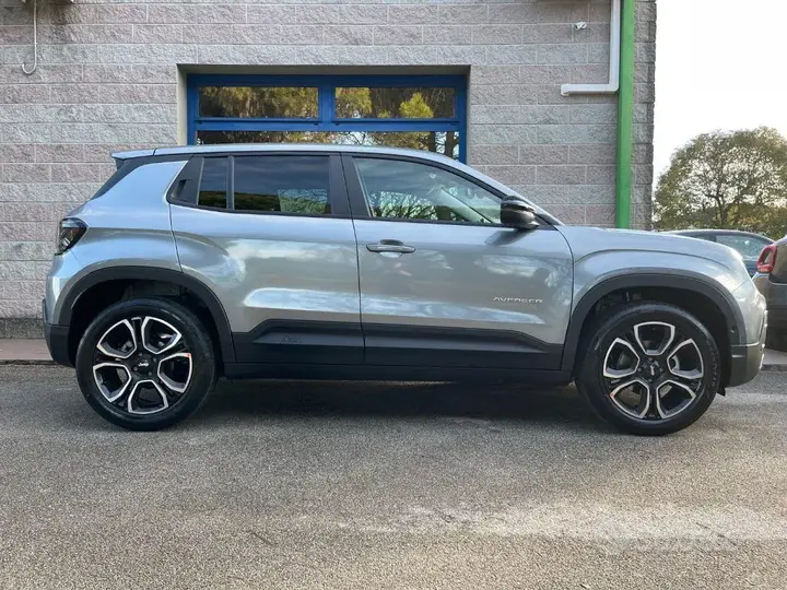 Jeep Avenger 2026 photo 2